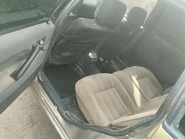 Volkswagen Passat: 1988 г., 1.8 л, Механика, Бензин, Универсал at lalafo.kg — 5 Volkswagen Passat: 1988 г., 1.8 л, Механика, Бензин, Универсал — 5