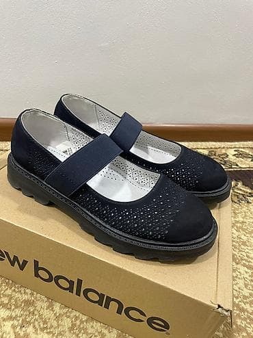 Брендовая детская обувь, состояние идеал, пару выхода только, цена at lalafo.kg Брендовая детская обувь, состояние идеал, пару выхода только, цена