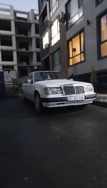 Mercedes-Benz W124: 1990 г., 2.3 л, Механика, Бензин, Седан at lalafo.kg Mercedes-Benz W124: 1990 г., 2.3 л, Механика, Бензин, Седан