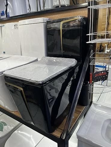 Унитаз Напольный, Материал: Фарфор at lalafo.kg Унитаз Напольный, Материал: Фарфор