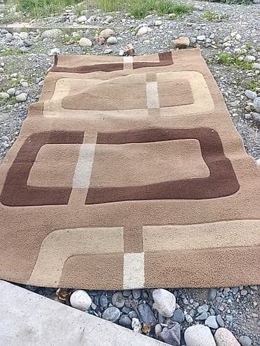 Ковер Б/у, 300 * 200 at lalafo.kg Ковер Б/у, 300 * 200