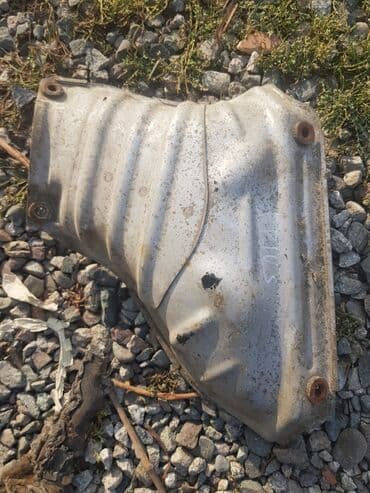 Toyota Prius 20, защитка коллектора. Тоета Приус 20. Тепловая защита at lalafo.kg Toyota Prius 20, защитка коллектора. Тоета Приус 20. Тепловая защита