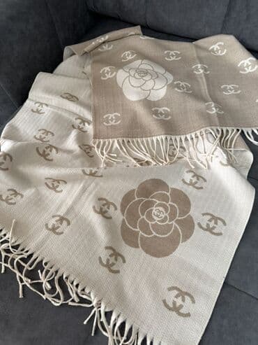 Шарф, Новый, Женские at lalafo.kg Шарф, Новый, Женские