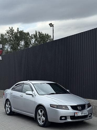 Honda Accord: 2004 г., 2 л, Автомат, Бензин, Седан at lalafo.kg Honda Accord: 2004 г., 2 л, Автомат, Бензин, Седан