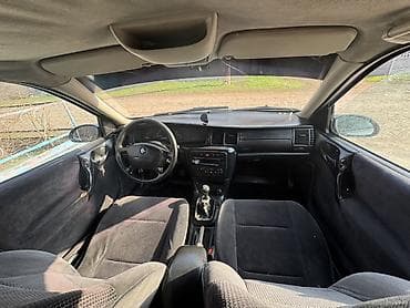 Vauxhall: Opel Vectra: 2002 г., 1.6 л, Бензин, Универсал at lalafo.kg — 7 Vauxhall: Opel Vectra: 2002 г., 1.6 л, Бензин, Универсал — 7