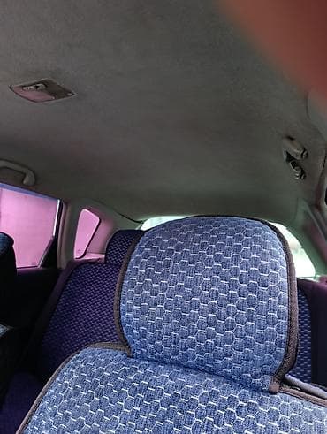 Honda Civic: 2002 г., 1.6 л, Механика, Бензин, Хэтчбэк at lalafo.kg Honda Civic: 2002 г., 1.6 л, Механика, Бензин, Хэтчбэк