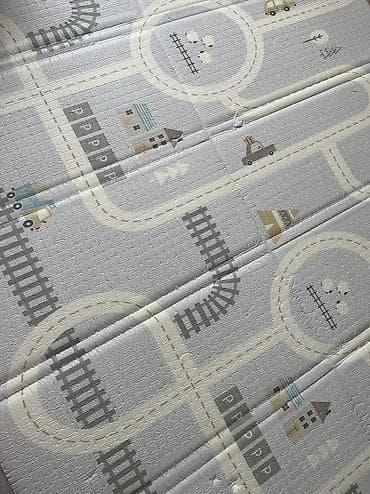 Детский коврик Б/у, 180 * 160, Квадратный at lalafo.kg Детский коврик Б/у, 180 * 160, Квадратный