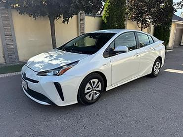 Toyota Prius: 2019 г., 1.8 л, Гибрид, Лифтбек lalafo.kg да Toyota Prius: 2019 г., 1.8 л, Гибрид, Лифтбек