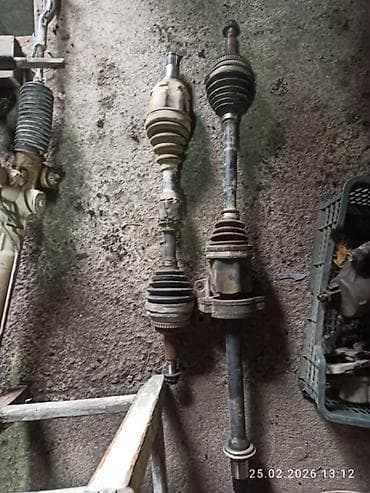 Комплект автомобильных запчастей (механика/электрика): - Приводные at lalafo.kg Комплект автомобильных запчастей (механика/электрика): - Приводные