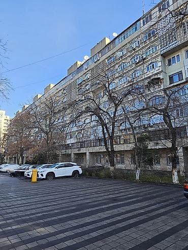 3 комнаты, 69 м², Индивидуалка, 9 этаж, Старый ремонт at lalafo.kg 3 комнаты, 69 м², Индивидуалка, 9 этаж, Старый ремонт