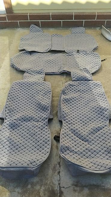 Чехлы Тканевые, цвет - Серый, Toyota, Б/у, Самовывоз at lalafo.kg Чехлы Тканевые, цвет - Серый, Toyota, Б/у, Самовывоз