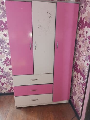 Детский шкаф, Для одежды, Для девочки, ДСП, цвет - Розовый at lalafo.kg Детский шкаф, Для одежды, Для девочки, ДСП, цвет - Розовый