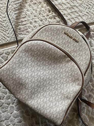 Рюкзак, Материал: Натуральная кожа, Женские at lalafo.kg Рюкзак, Материал: Натуральная кожа, Женские