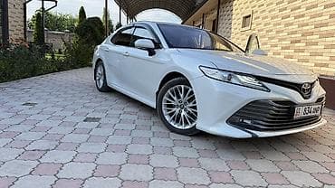 Toyota Camry: 2018 г., 3.5 л, Автомат, Бензин, Седан at lalafo.kg Toyota Camry: 2018 г., 3.5 л, Автомат, Бензин, Седан