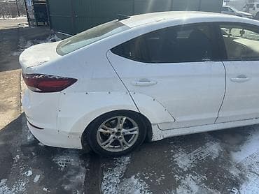 Комплект Hyundai, цвет - Белый at lalafo.kg Комплект Hyundai, цвет - Белый