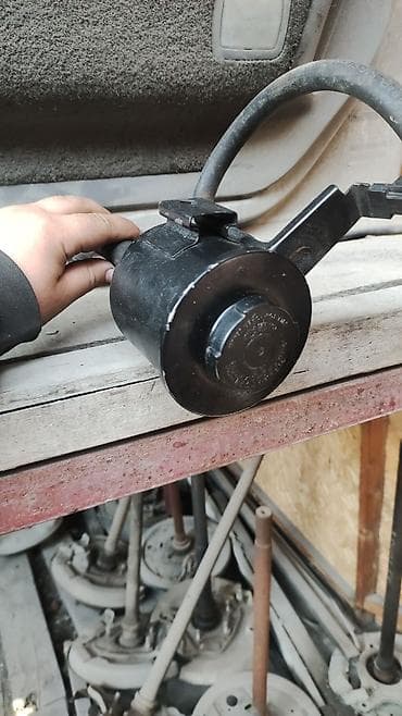 Nissan Pathfinder r50 Бачок ГУР, Ниссан Патфайндер р50 бачок гур at lalafo.kg Nissan Pathfinder r50 Бачок ГУР, Ниссан Патфайндер р50 бачок гур