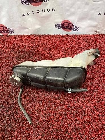 Бачок Mercedes-Benz at lalafo.kg Бачок Mercedes-Benz