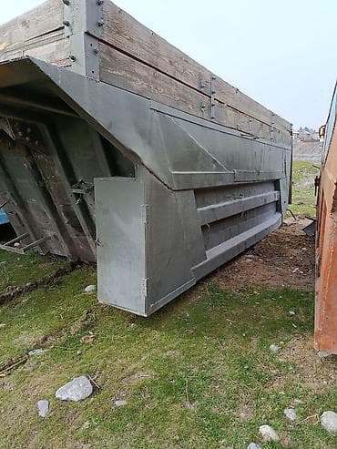 Кузова-самосвальный в наличии и на выбор 4 штуки. Евро и простой. В at lalafo.kg Кузова-самосвальный в наличии и на выбор 4 штуки. Евро и простой. В
