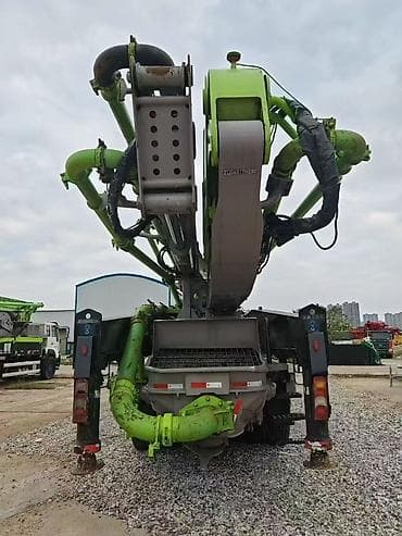 Бетон насосу, Mercedes-Benz lalafo.kg да — 1 Бетон насосу, Mercedes-Benz — 1