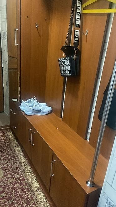 Прихожая модульная из ЛДСП под дерево. Состав и функционал: - at lalafo.kg Прихожая модульная из ЛДСП под дерево. Состав и функционал: -