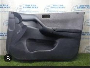 Дверь Передняя правая Honda, Б/у, Оригинал at lalafo.kg Дверь Передняя правая Honda, Б/у, Оригинал