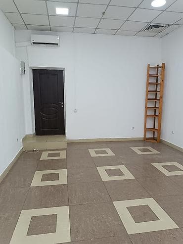 Юг-2 Байтик-Баатыра Срочно сдается в аренду обменку или ломбард в at lalafo.kg Юг-2 Байтик-Баатыра Срочно сдается в аренду обменку или ломбард в