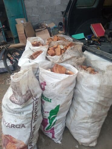 Куплю хлеб на корм, читайте пожалуйста внимательно at lalafo.kg Куплю хлеб на корм, читайте пожалуйста внимательно