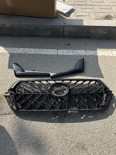 Решетка радиатора Toyota Land Cruiser 200 (REST ) at lalafo.kg Решетка радиатора Toyota Land Cruiser 200 (REST )