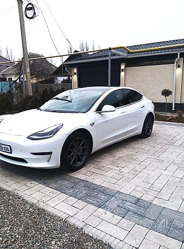 Tesla: Tesla Model 3: 2020 г., Электромобиль, Седан lalafo.kg да — 1 Tesla: Tesla Model 3: 2020 г., Электромобиль, Седан — 1