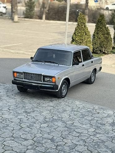 ВАЗ (ЛАДА) 2107: 2010 г., 1.6 л, Механика, Бензин, Седан at lalafo.kg ВАЗ (ЛАДА) 2107: 2010 г., 1.6 л, Механика, Бензин, Седан