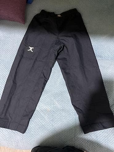 Комплект, цвет - Черный, Б/у at lalafo.kg Комплект, цвет - Черный, Б/у