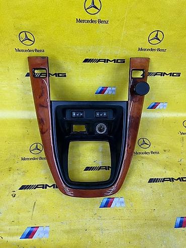 Консоль селектора АКПП Lexus RX300 Блок управления подогревом сидений at lalafo.kg Консоль селектора АКПП Lexus RX300 Блок управления подогревом сидений