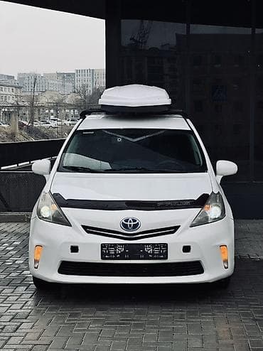 Toyota Prius: 2013 г., 1.8 л, Автомат, Гибрид, Универсал at lalafo.kg Toyota Prius: 2013 г., 1.8 л, Автомат, Гибрид, Универсал