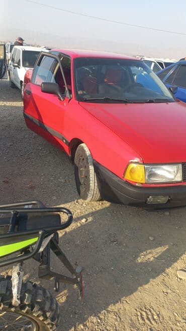 Audi 80: 1987 г., 1.8 л, Механика, Бензиновая, Седан at lalafo.kg Audi 80: 1987 г., 1.8 л, Механика, Бензиновая, Седан
