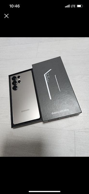 Samsung Galaxy S25 Ultra, Новый, цвет - Серебристый at lalafo.kg Samsung Galaxy S25 Ultra, Новый, цвет - Серебристый