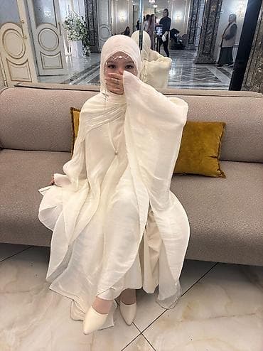 Платье продается (+платок и украшение), надевала только 1 раз at lalafo.kg Платье продается (+платок и украшение), надевала только 1 раз