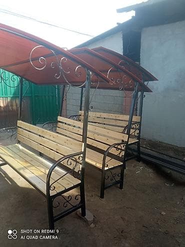 Скамейка Металл, Со спинкой, С крышей at lalafo.kg Скамейка Металл, Со спинкой, С крышей