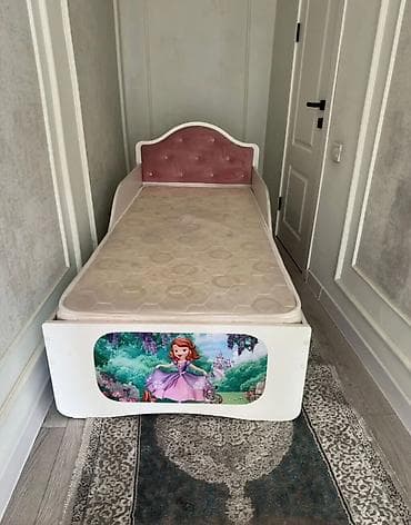 Детская односпальная кровать, Для девочки, С матрасом, МДФ at lalafo.kg Детская односпальная кровать, Для девочки, С матрасом, МДФ