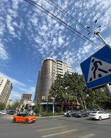 3 комнаты, 138 м², Элитка, 6 этаж, Дизайнерский ремонт at lalafo.kg 3 комнаты, 138 м², Элитка, 6 этаж, Дизайнерский ремонт