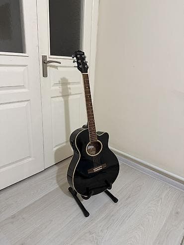 Срончо продается электро-акустическая гитара 40 размер в идеальном at lalafo.kg Срончо продается электро-акустическая гитара 40 размер в идеальном