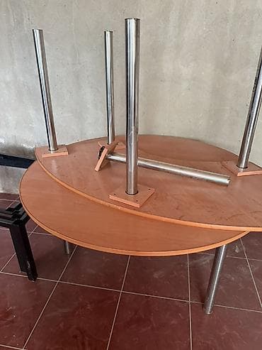 Кухонный стол, Круглый, Нераскладной at lalafo.kg Кухонный стол, Круглый, Нераскладной