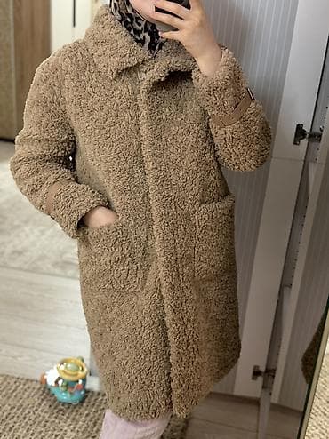 Шуба, По колено, L at lalafo.kg Шуба, По колено, L