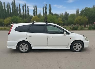 Honda Stream: 2001 г., 1.7 л, Автомат, Бензин, Минивэн at lalafo.kg Honda Stream: 2001 г., 1.7 л, Автомат, Бензин, Минивэн