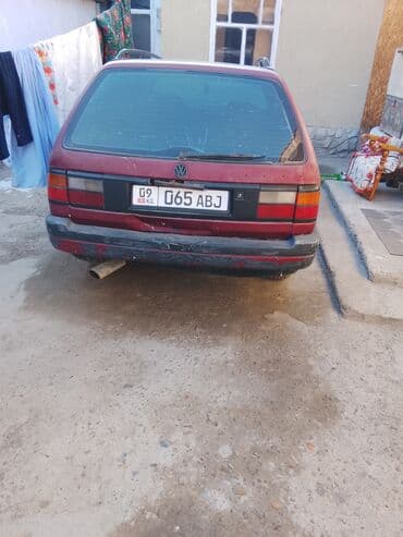 Volkswagen Passat Variant: 1992 г., 1.8 л, Механика, Универсал at lalafo.kg Volkswagen Passat Variant: 1992 г., 1.8 л, Механика, Универсал