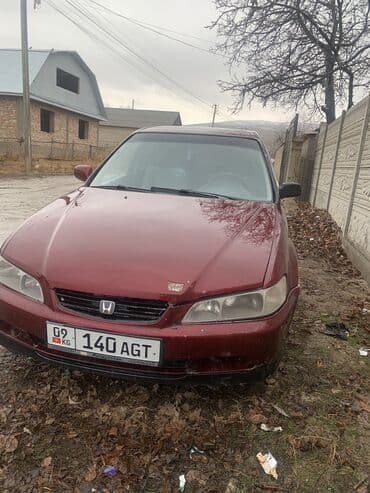Honda Accord: 1991 г., 2 л, Механика, Бензин, Седан at lalafo.kg Honda Accord: 1991 г., 2 л, Механика, Бензин, Седан