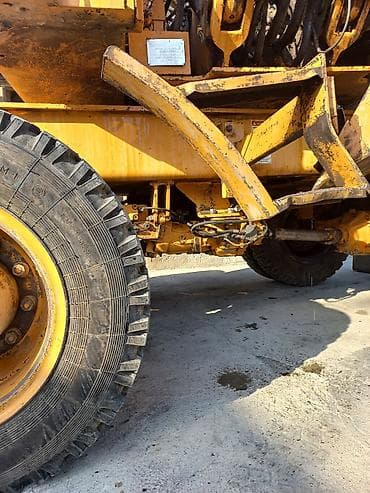 Экскаватор, Case, 1997 г., Колесный at lalafo.kg Экскаватор, Case, 1997 г., Колесный