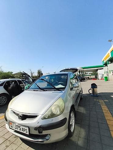 Honda Jazz: 2003 г., 1.4 л, Вариатор, Бензин, Хэтчбэк at lalafo.kg Honda Jazz: 2003 г., 1.4 л, Вариатор, Бензин, Хэтчбэк