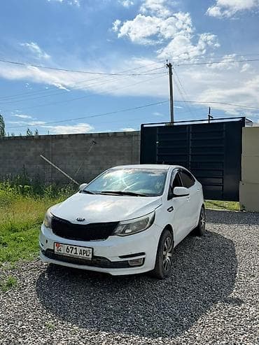 Kia Rio: 2016 г., 1.4 л, Механика, Бензин, Седан at lalafo.kg Kia Rio: 2016 г., 1.4 л, Механика, Бензин, Седан