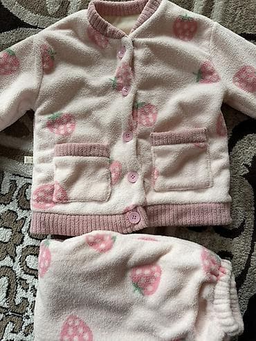 Комплект, цвет - Розовый, Новый at lalafo.kg Комплект, цвет - Розовый, Новый