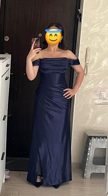 Вечернее длинное платье цвета глубокий темно‑синий (navy). продаю lalafo.kg да Вечернее длинное платье цвета глубокий темно‑синий (navy). продаю
